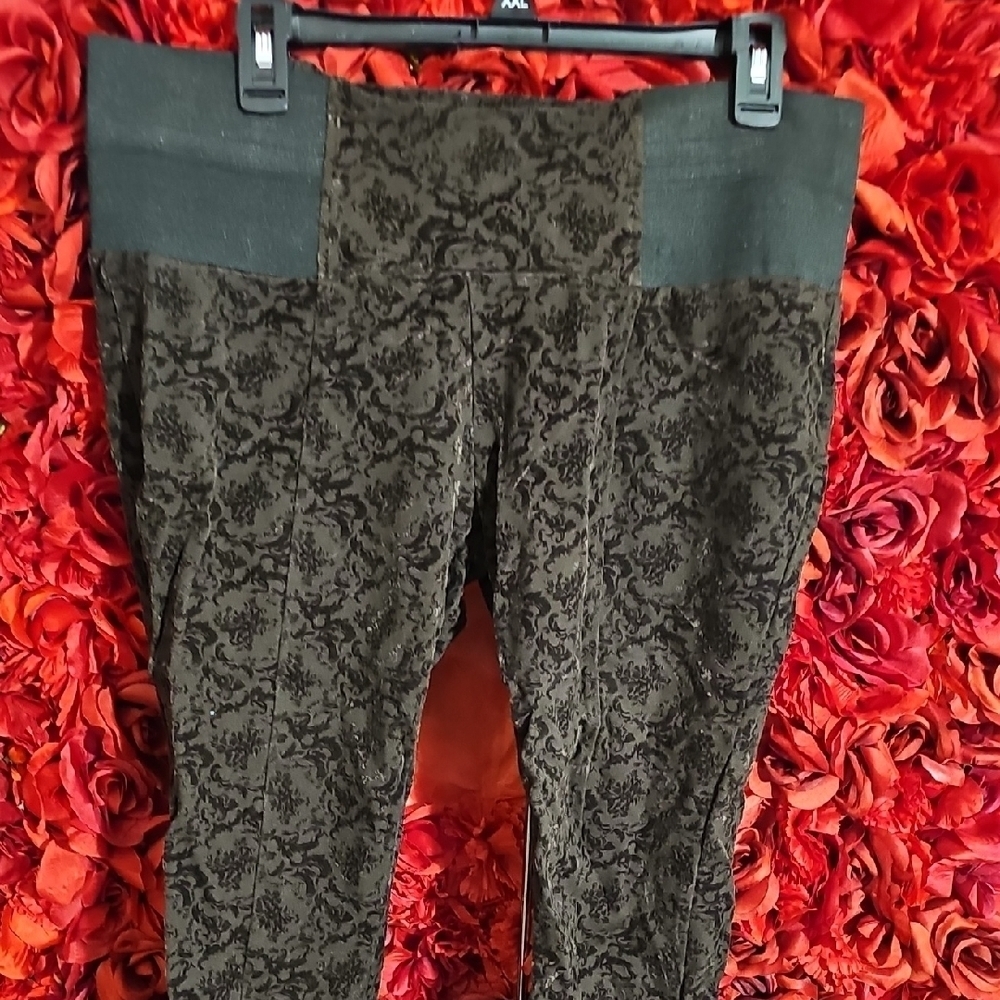 One 5 One Women's Brown and Velvet Detail Patterned Pants Size Large